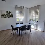Apartamento Sunny Centralapartment -3 Bedrooms ,private Parking Monfalcone