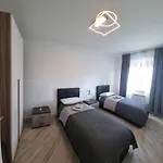 Appartement Sunny Centralapartment -3 Bedrooms ,private Parking *