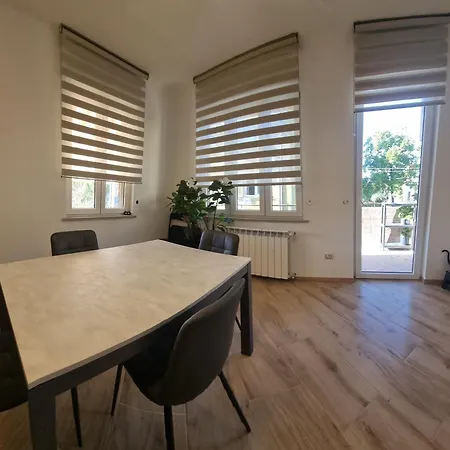 Sunny Centralapartment -3 Bedrooms ,private Parking * Monfalcone