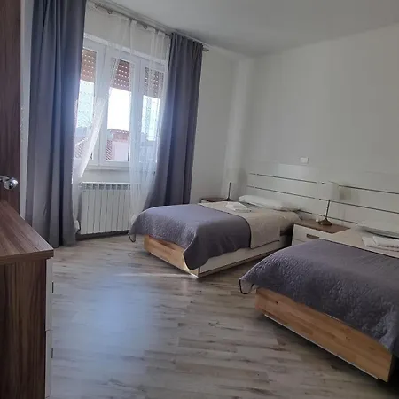 Sunny Centralapartment -3 Bedrooms ,private Parking Monfalcone