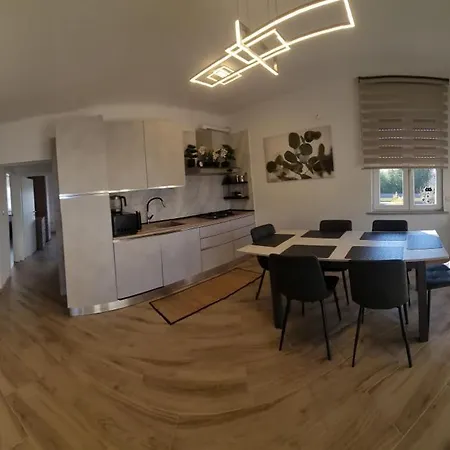 Appartement Sunny Centralapartment -3 Bedrooms ,private Parking
