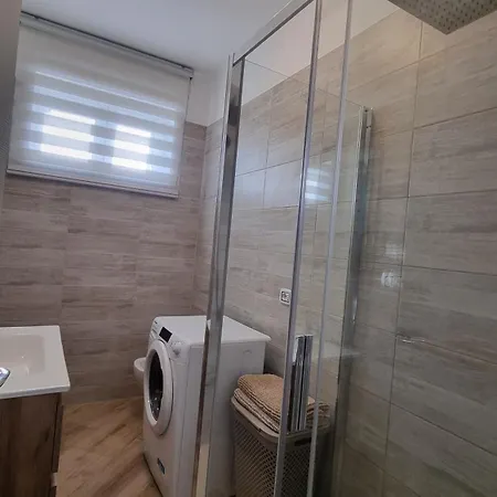 Appartement Sunny Centralapartment -3 Bedrooms ,private Parking *