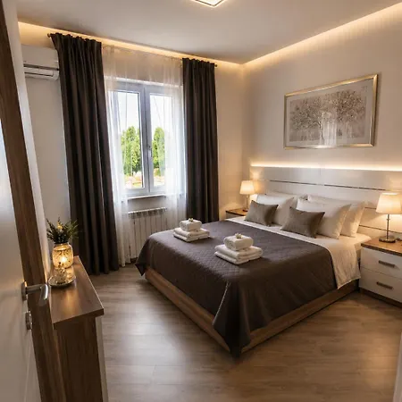 Appartement Sunny Centralapartment -3 Bedrooms ,private Parking *
